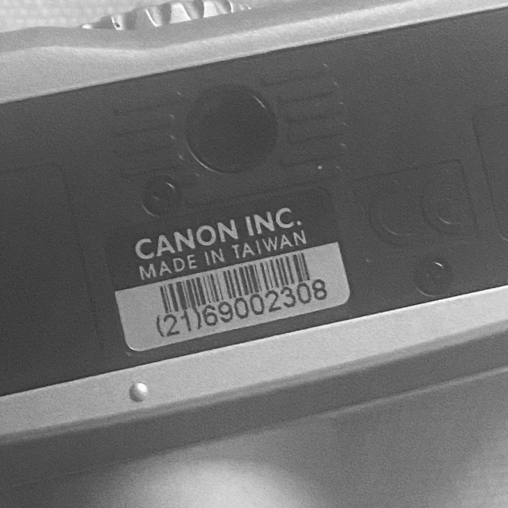 Canon I Y2K I Sure Shot Z155 35mm Lens-Shutter Camera & Case